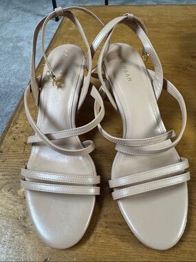 Cole Haan strappy leather sandals heels 8 blush nude tan EUC